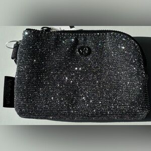 Lululemon Clippable Card Pouch Glitter – Dark Silver / Graphite – NWT